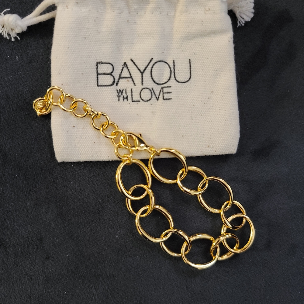 BAYOU with love bracelet